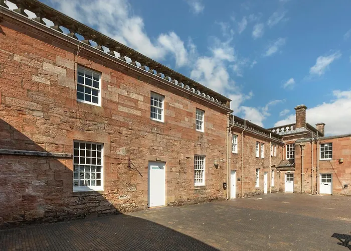 Stableyard Apartment: Drumlanrig Castle
