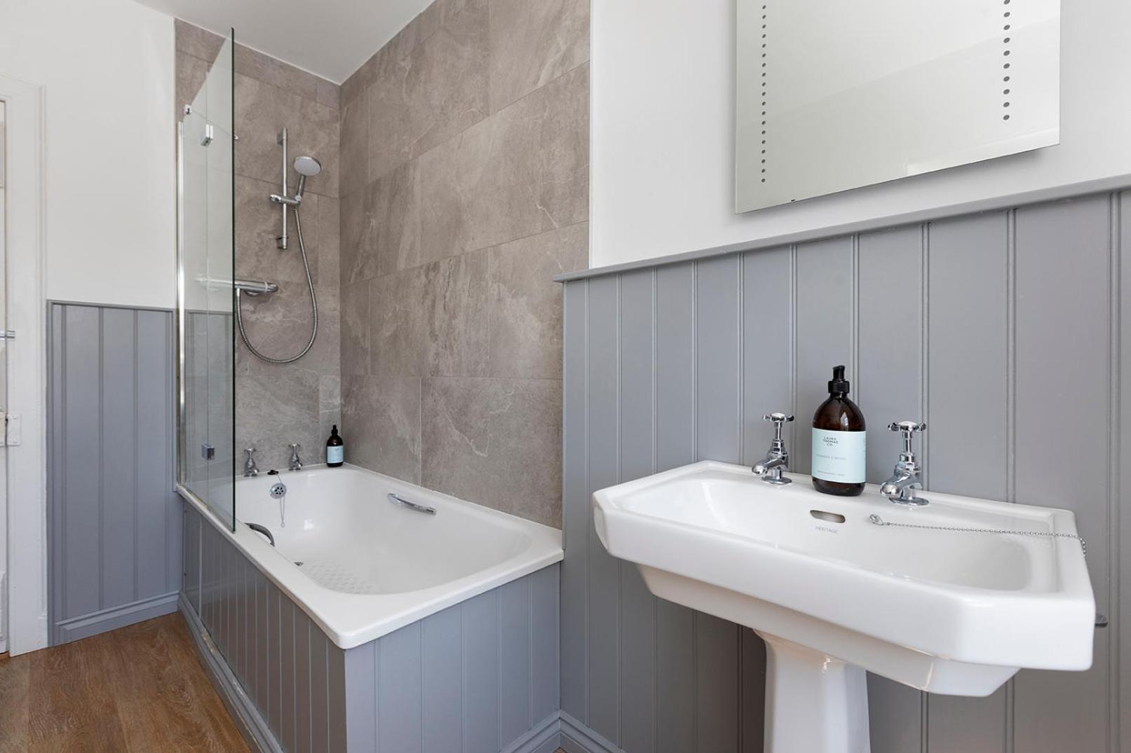 Stableyard Apartment: Drumlanrig Castle Apartment Thornhill (Dumfries and Galloway)