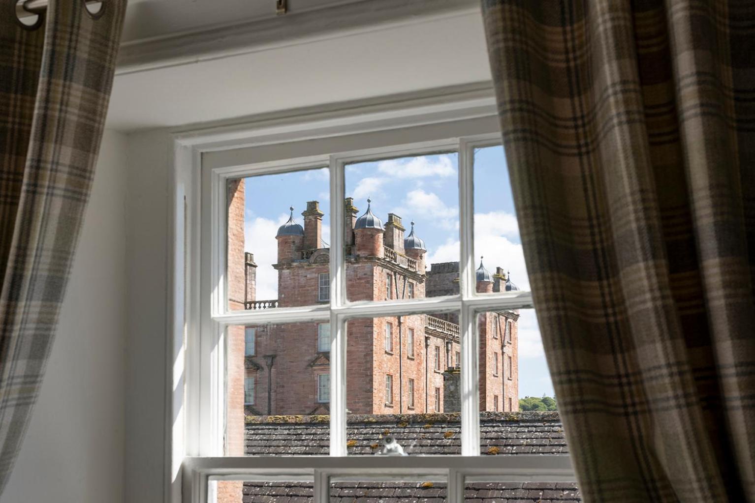 Stableyard Apartment: Drumlanrig Castle Apartment Thornhill (Dumfries and Galloway)